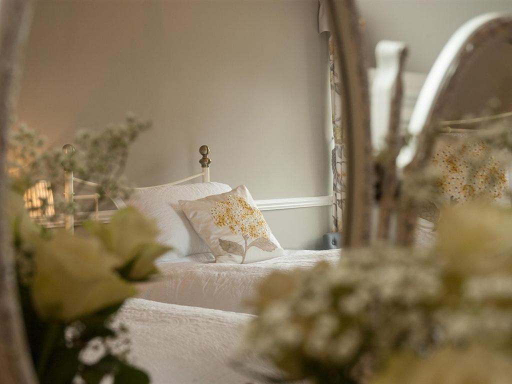 Poole Farm Bed & Breakfast Лонсестън Стая снимка